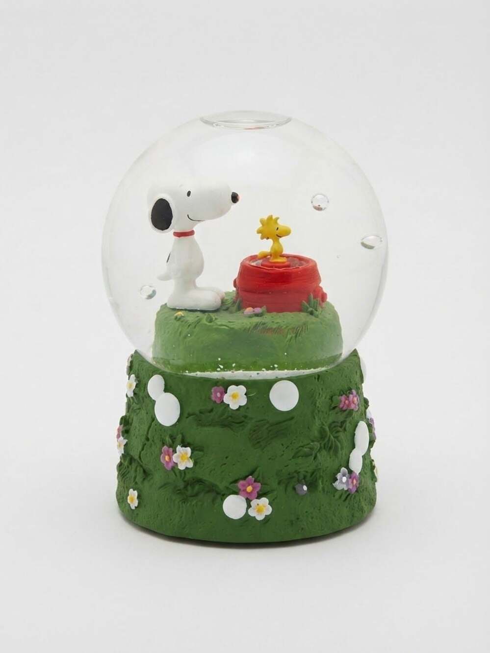 Westland Giftware Bubbles Snoopy Peanuts Snow Globe Music Box Dancer 8857
